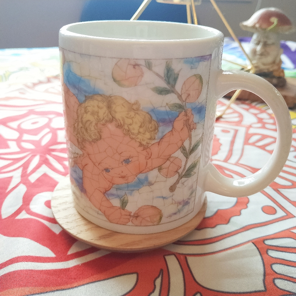 Angel Mug - Picture 3 of 3